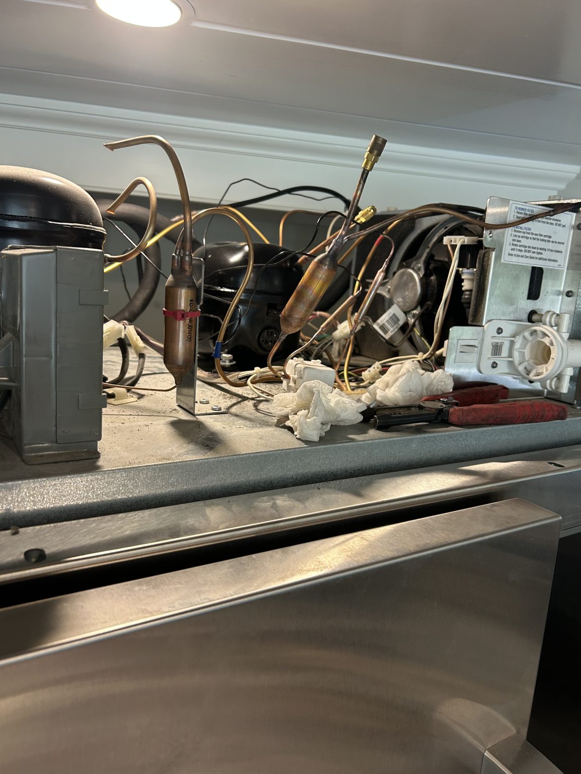 Subzero Refrigerator Seal System Replacement 0 (3)